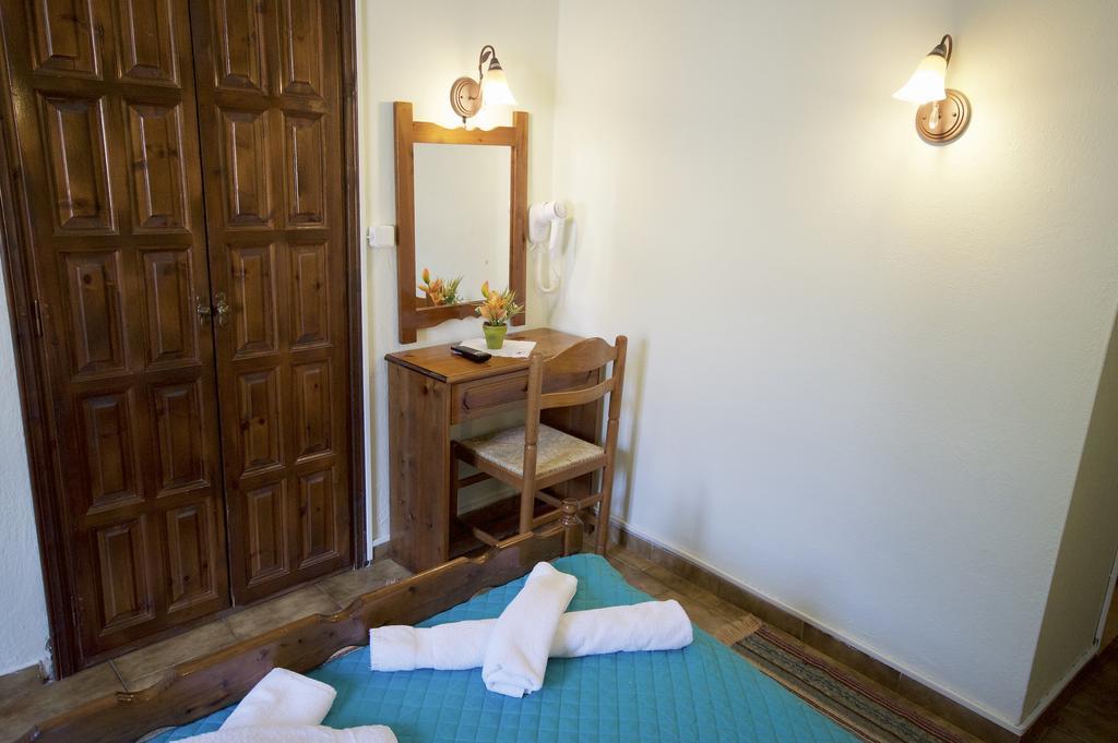 Ria Rooms Kissos  Oda fotoğraf